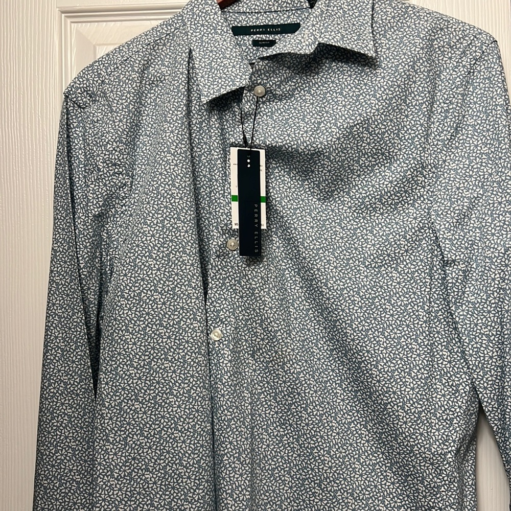 NWT Perry Ellis slim for long sleeve button up
